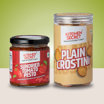 Plain Crostini (200g) & Sundried Tomato Pesto (180g)